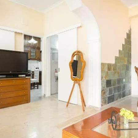 Appartement Katrin's Penthouse & Katrin's Apartment-alepou Corfu