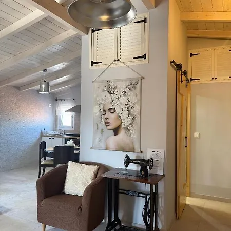 Katrin's Penthouse & Katrin's Apartment-alepou Corfu Alepou